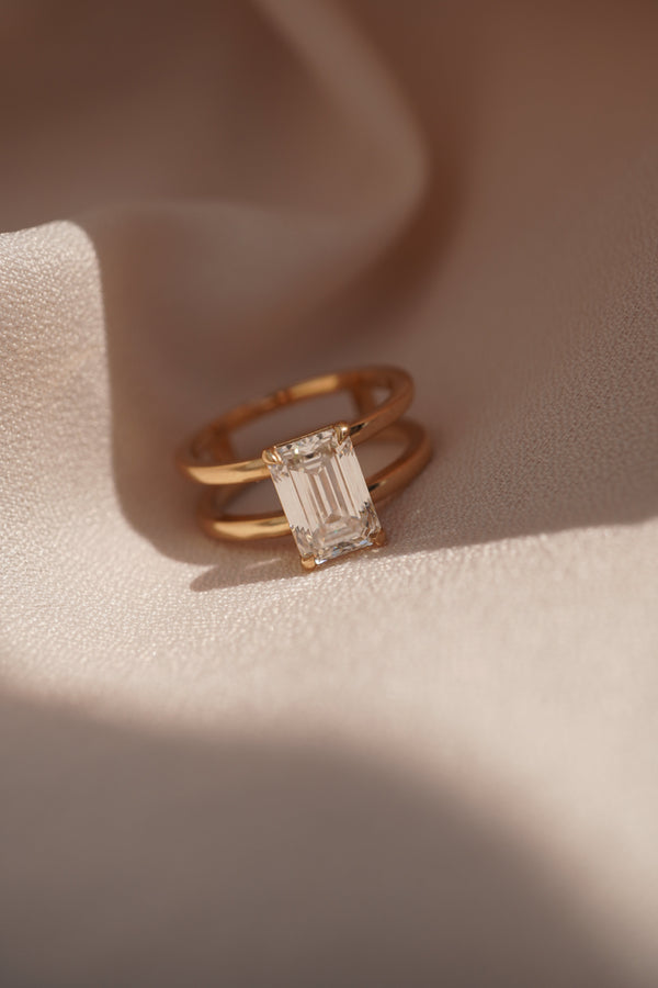 Emerald Twin Band Ring